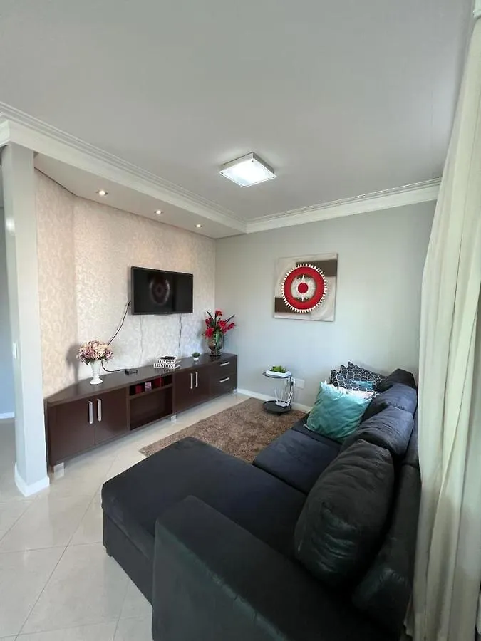 Apartamento em Meia Praia - Quadra Mar 3 Dormitórios 2 Suites Itapema